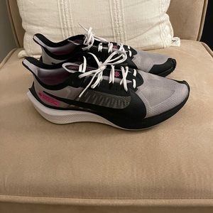 Mens Nike Zoom Gravity